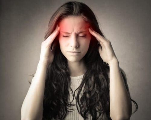 Wie unterscheiden sich verschiedene Kopfschmerzformen?
