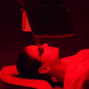 Wärmetherapie mit Rotlicht: Eine Strahlende Lösung für Schmerzlinderung in der Physiotherapie